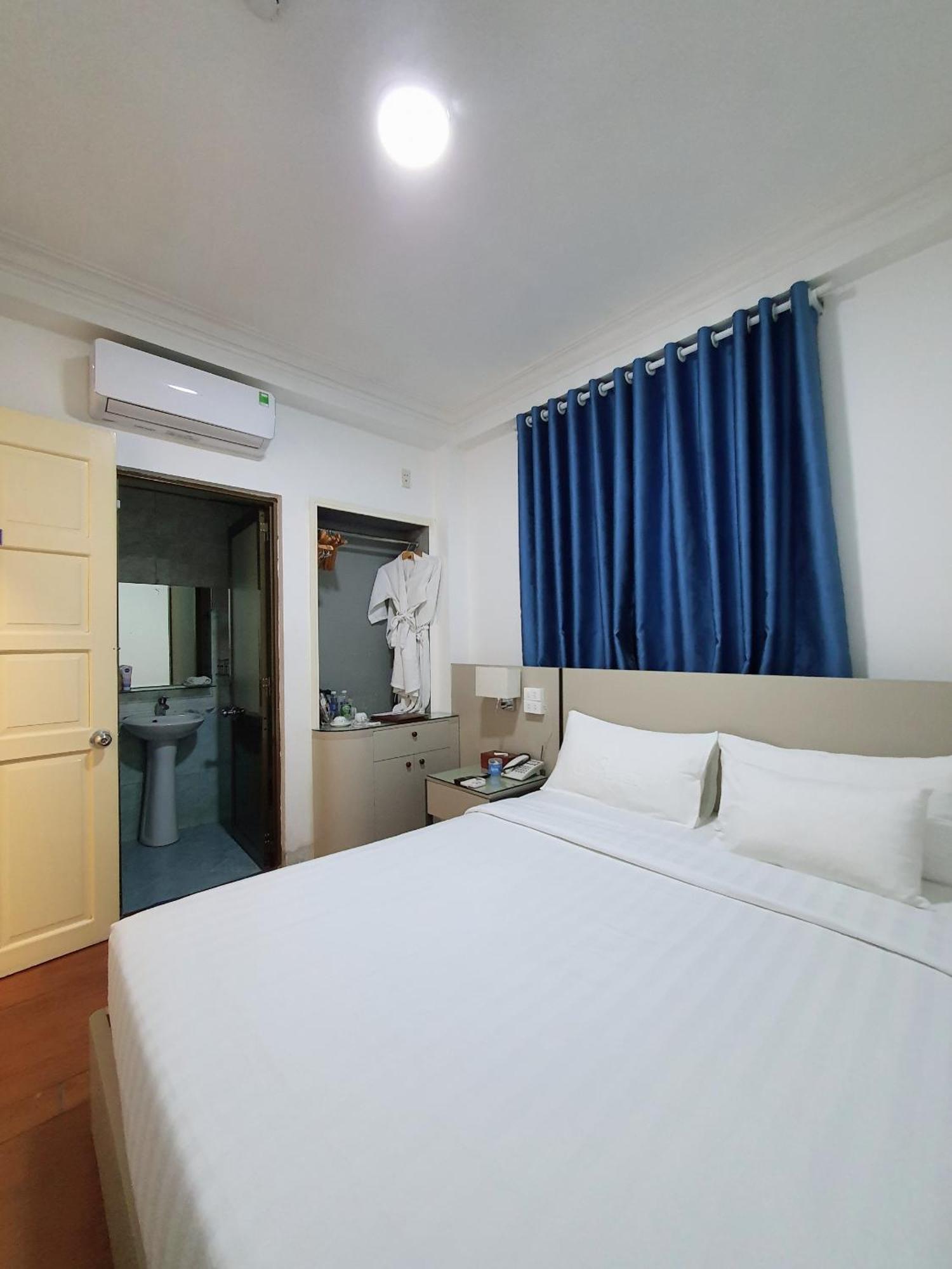 Khách sạn A25 - 22 Nguyễn Cư Trinh 2*