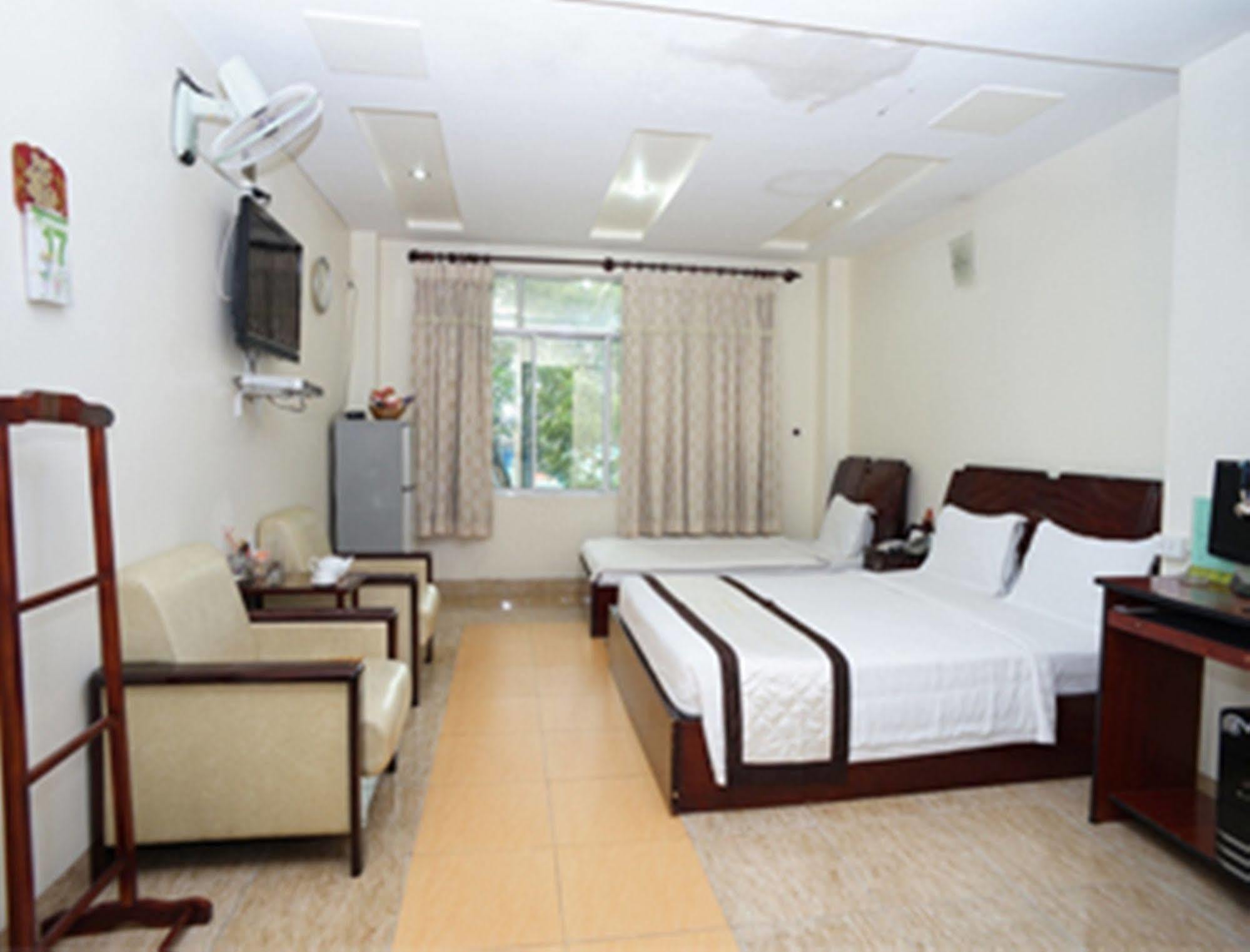 Khách sạn A25 - 22 Nguyễn Cư Trinh TP. Hồ Chí Minh